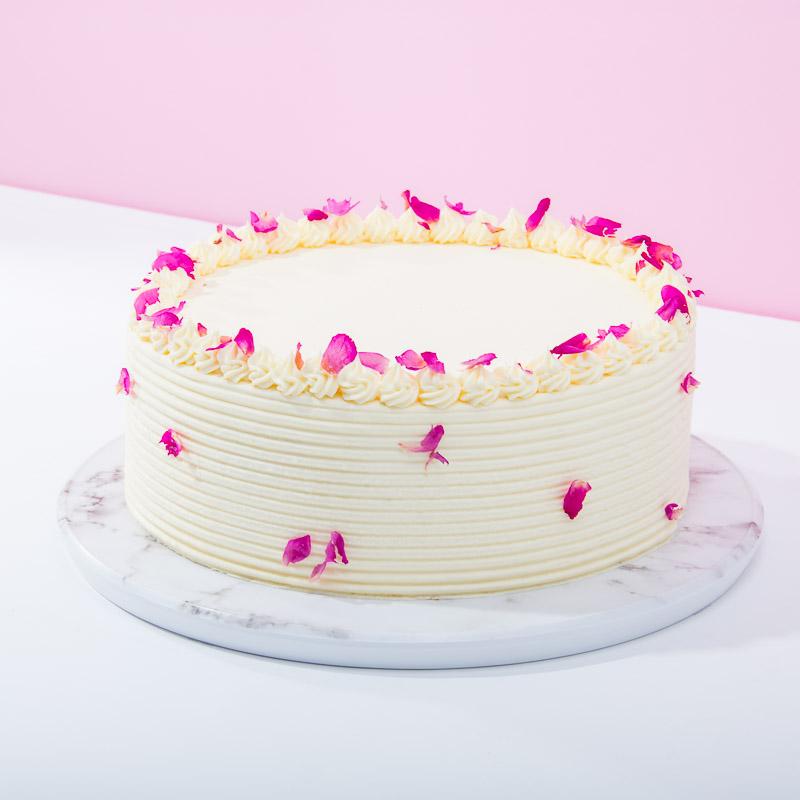 Queen Victoria Secret Cake - Sweet Passion - Image 4